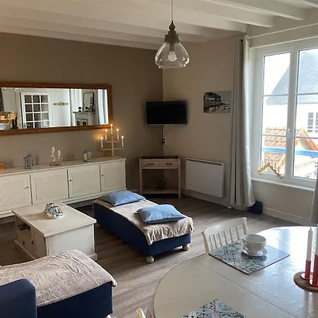 Semesterbostad D-day La Maove