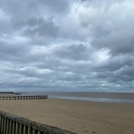 D-day La Maove * Grandcamp-Maisy